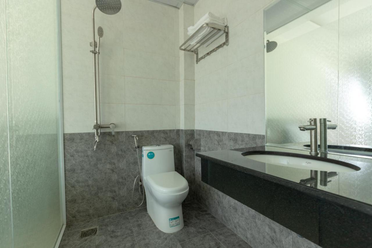 Bamboo Hotel Вунг Тау Екстериор снимка